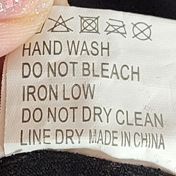 Tickled Teal Brand Black Animal Stripe Print LS Rayon Poly Span Pull Over Top M - Picture 16 of 16